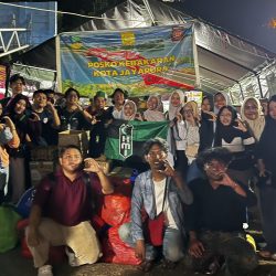 HMI Cabang Jayapura Komisariat Ekonomi dan Bisnis Salurkan Donasi untuk Korban Kebakaran Dok V